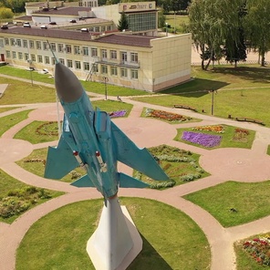 Памятник Самолету Миг-23